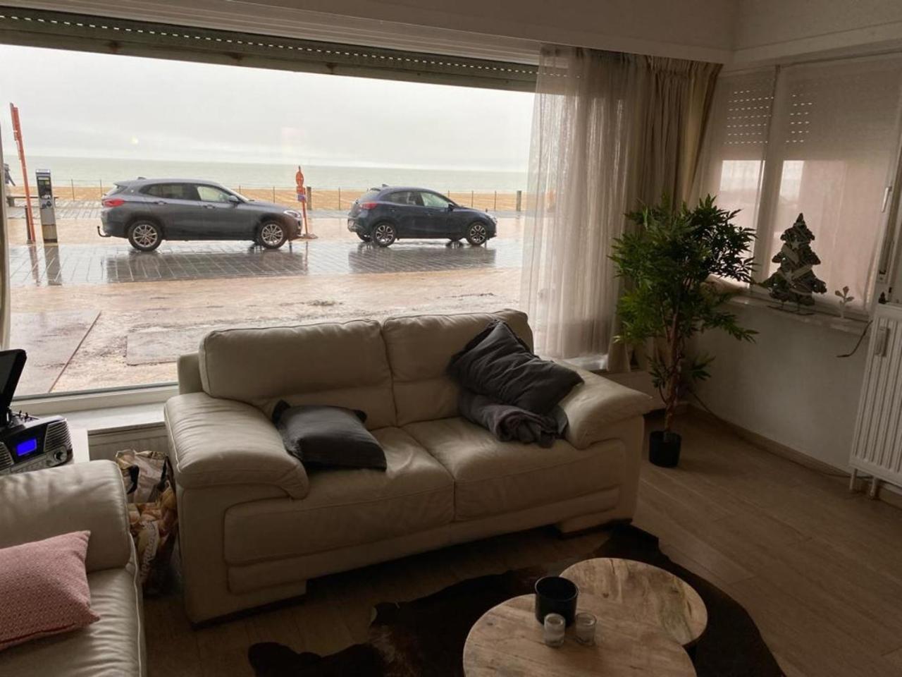 Spacious Apartment With Sea View Oostende Eksteriør bilde